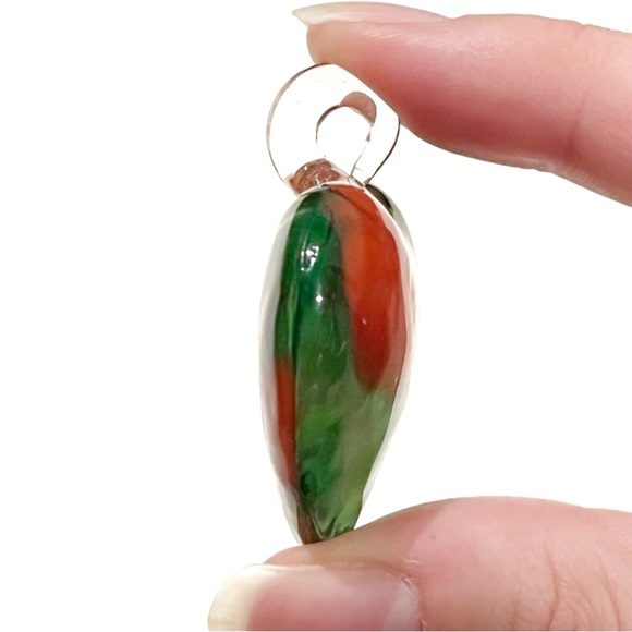 Large Art Glass Heart Necklace Pendant Red Green White Holiday Christmas Swirl - Picture 8 of 11